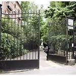 1 Square Du Docteur Blanche - Paris 16